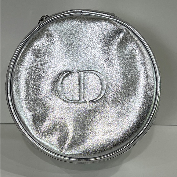 Dior Beauty Metallic Silver Cosmetic Vanity Bag EUC w/tiny rub mark - Picture 1 of 12